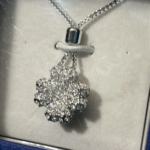 Swarovski Silver Necklace Magic Pendant Cluster Ladies Jewellery NEW - Picture 2 of 3